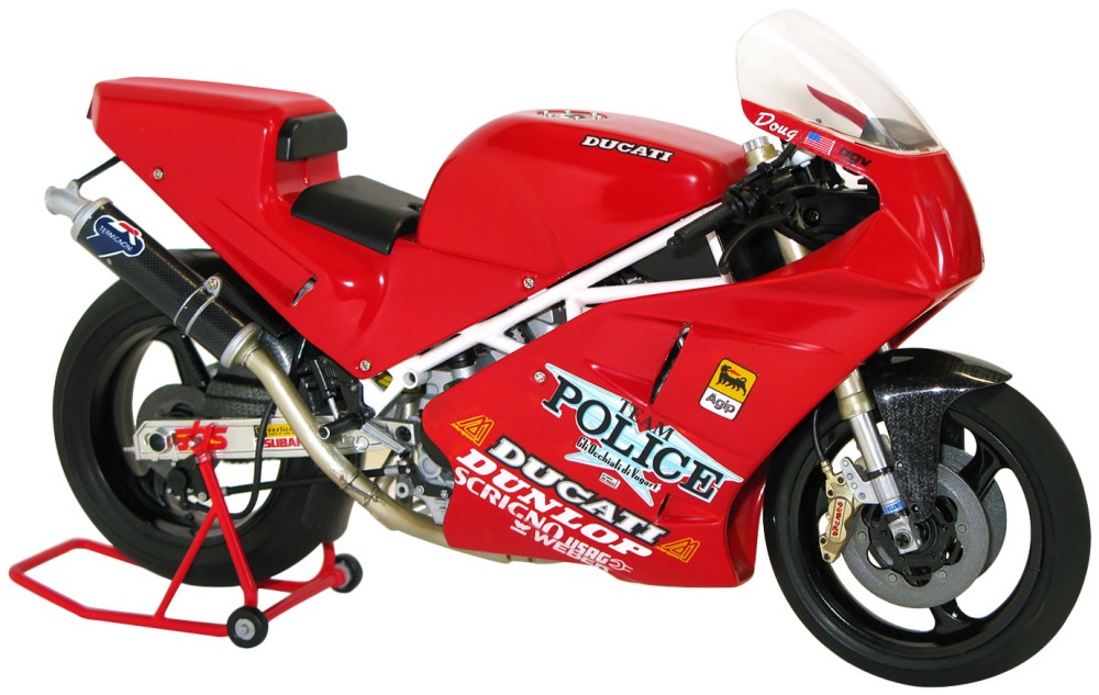 Мотор - Ducati 888 Superbike Racer Мотор - Ducati 888 Superbike Racer - Сглобяем модел - макет