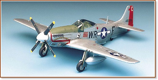 Военен самолет - P-51D Mustang - Сглобяем авиомодел - макет