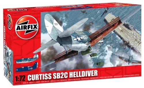 Военен самолет - Curtiss SB2C Helldiver - Сглобяем авиомодел - макет