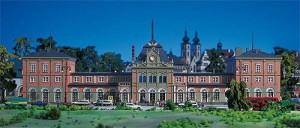   - Neustadt / Weinstrabe station -   - 