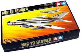 Изтребител - MiG-19 Farmer - Сглобяем авиомодел - макет